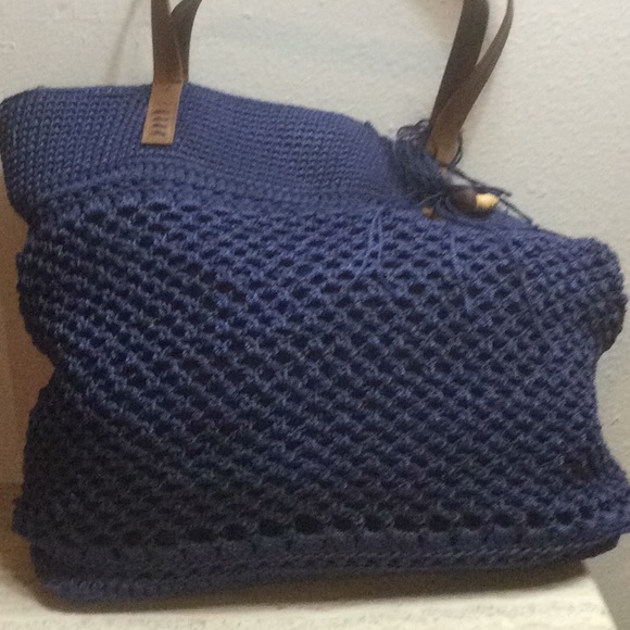 Navy crocheted tote 5” x 14” x 14” - Picture 3 of 5